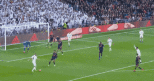 CBA杯：胡金秋缺席广厦险胜青岛 孙铭徽13+10塔克22+7