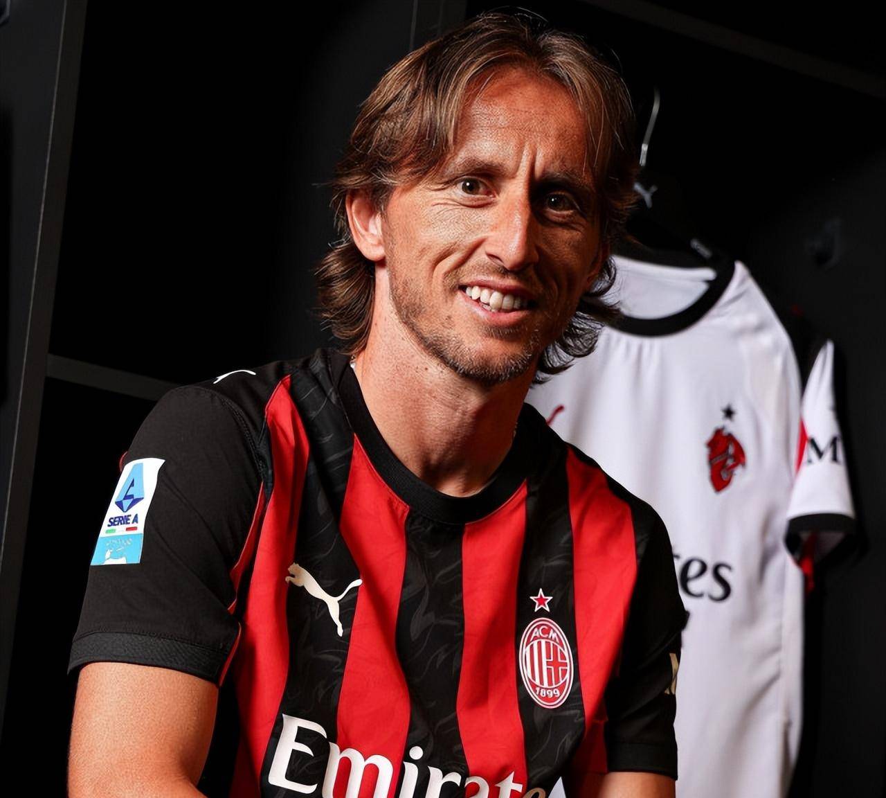 一战跌两名！湖人不敌马刺后从西部第二掉落至西部第四