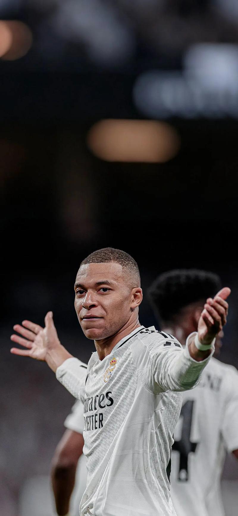 哈维：足球是能够改变国家命运的运动，扩军改制是利好决策